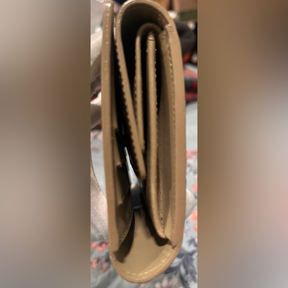 Louis Vuitton Vernis International Wallet - beige /butterscotch authentic - Picture 4 of 12